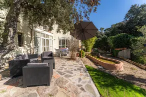 Great house with a garden - Image 5