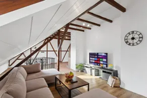 Stylish & Relaxing Penthouse ~ Workspace ~ Parking - Image 3
