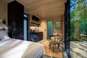 The Mirror Houses - Cordle - Image 3