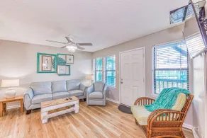 Condo de plage, thème de plage coloré, 2 lits-2 bains, SeaBreeze 308 - Image 2
