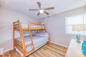 Condo de plage, thème de plage coloré, 2 lits-2 bains, SeaBreeze 308 - Image 5