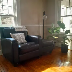 The Parkside House in Geneseo - Image 4