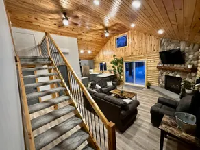Waterfront Log Home - Image 5