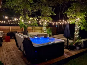 Waterfront Log Home - Image 2