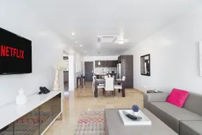Family-Friendly 2BR in Palm Beach | Pool and Gym - Image 5