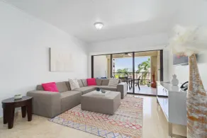 Family-Friendly 2BR in Palm Beach | Pool and Gym - Image 4