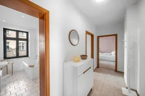 LeHaStays - Apartment Buckau 14 I Küche I WLAN I SmartTV I Innenhof - Image 5
