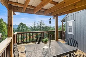 Bird's Nest-VIEWS & Easy drive to Pigeon Forge - Image 3