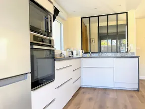 Beautiful modern house - Downtown - Wi-Fi - Image 2