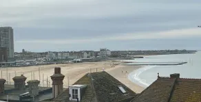 SeaSide third floor Flat, close by the sea. - Image 3