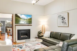 Historic Charm & Elegance, Near Grammar! - Image 4
