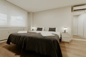 Prolongación Gran Vía, Family Apartment d - Image 4