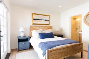 1 Bedroom Beach Bungalow - Near East Beach - Image 5