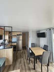 Condrieu Mobile Home - Image 3