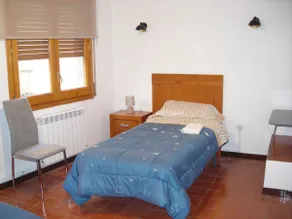 Renovated apartment for four people - Image 5