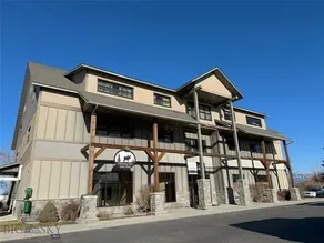 Lakeside Loft - Image 3