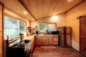 Remodeled cabin w/ Hot Tub, Bunk house on 2 acres! - Image 3