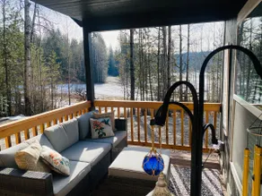 Small cabin with gazebo, fire pit and hot tub - Image 4