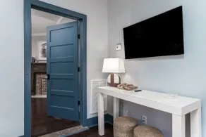Private Retreat in Vibrant Downtown Charleston - Image 3