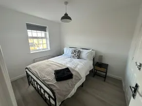 Lancers Close House - Image 4