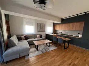Modern Oasis - Image 3