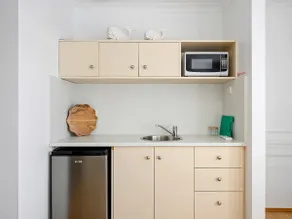 Kalisti Suites - Kamari Suite - Image 4