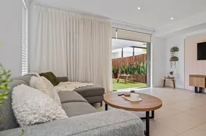Seaside Stay | 3BR | Fire Pit | Cafe | Sleeps 8 - Image 5