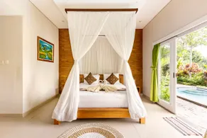 The Loyik Villa Ubud jungle View - Image 2