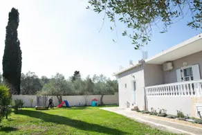 Gardiki Castle House - Image 3