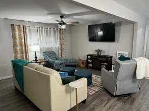 3 bed/ 2 Bath Centrally located - Image 5