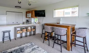 Waterfront condo in Spring Lake - Image 5