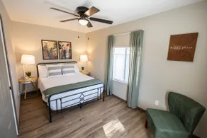 Queen Bed W/ W&D | Located in Downtown Wichita! - Image 4