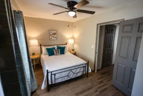 Near St. Francis Med | Easy Access to I-135 W/ W&D - Image 4