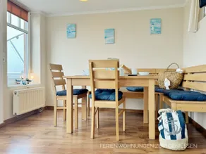 Vacation home with swimming pool and sauna - Image 3