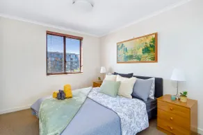 Central comfort & spectacular views - Image 3