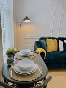 Modern Victorian Apartment on Scarborough Coast - Image 5