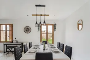 Elegant, cozy and spacious - Image 3