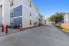 Coastal 2 bed Apt. - Image 2