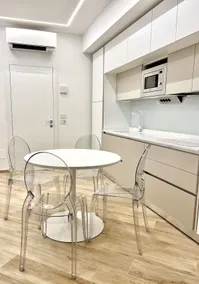 Renovated 28 sqm Studio Apartment - Image 4