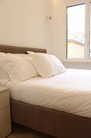 Renovated 28 sqm Studio Apartment - Image 2