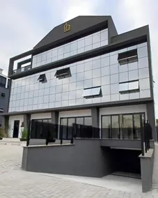 Modern Apartment 209 - Image 4