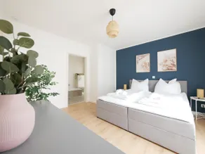 85 sqm, parking, central, large balcony, 2 bathrooms - Image 3