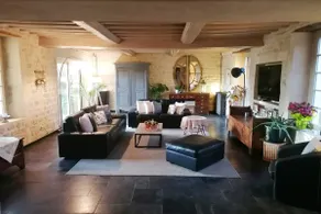 Large authentic house sleeps 17. - Image 3