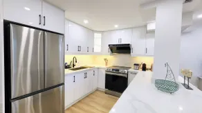 Serene High-celling Retreat - Image 5
