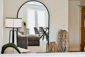 *Luxury Apartment 2min from City - Image 3