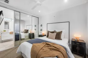 Iris at Norwood - Luxe Indoor-Outdoor Living near CBD - Image 5