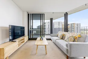 Charming & Peaceful - 2BR APT in Wentworth Point - Image 5
