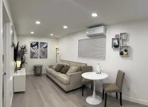 *Lovely private Studio* - Image 2