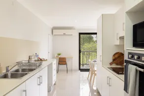 Clean Rocklea 1BR | AC & Near Shops | 173B1 - Image 3