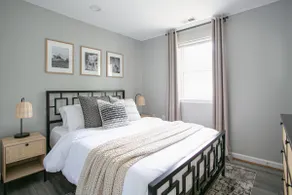 Luxury 3BR & Free Parking - 6-mins to Monuments! - Image 5